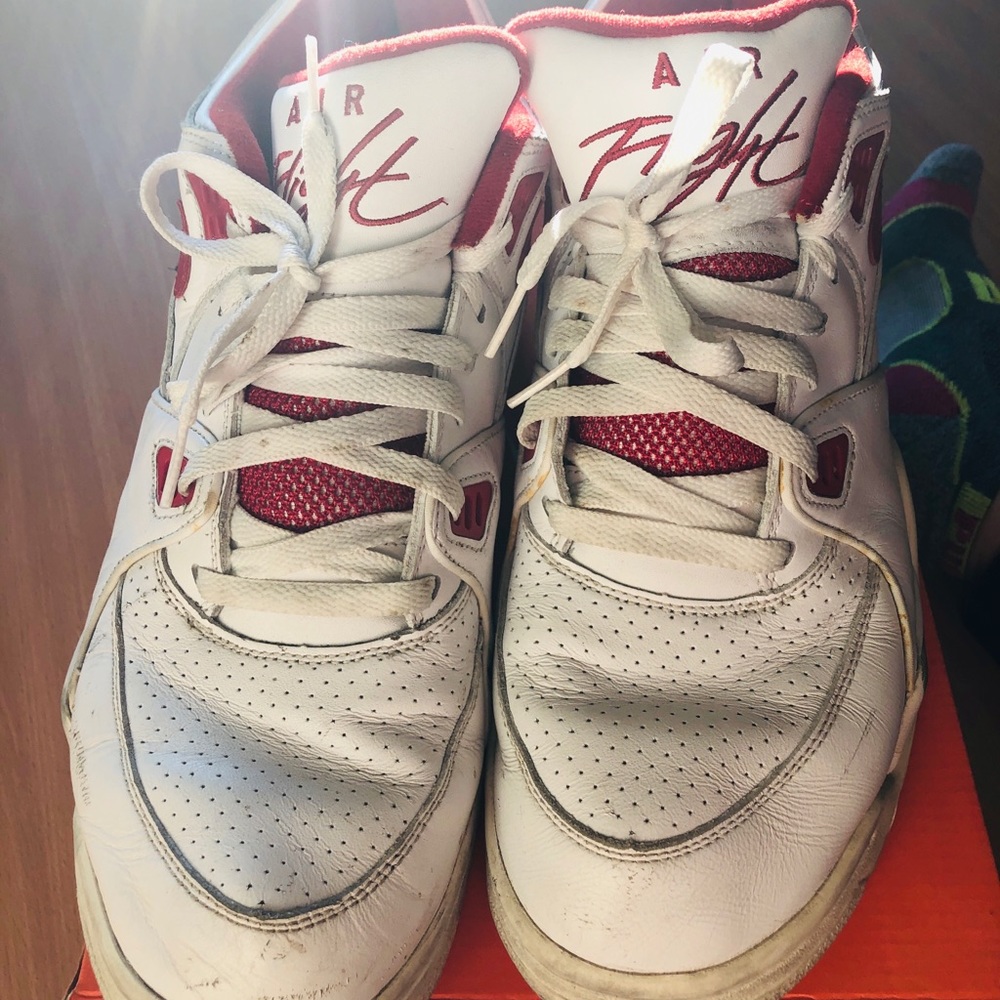 Men’s Nike Air Flight 89 Size 12